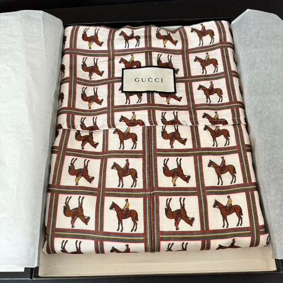 Gucci Equestrian Print Canvas Garment Weekend Travel Bag - Picture 3 of 14